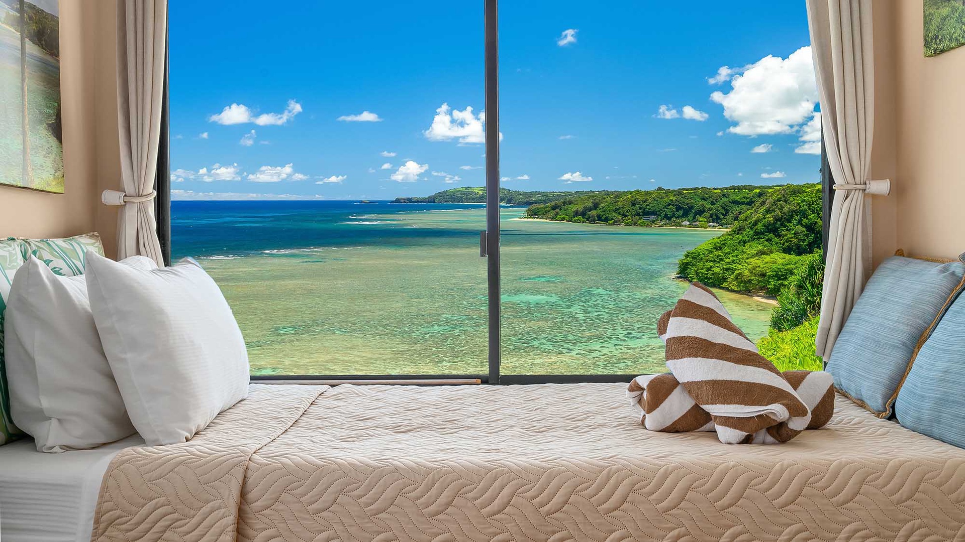 Sealodge at Princeville #E3 - Oceanfront Day Bed - Parrish Kauai