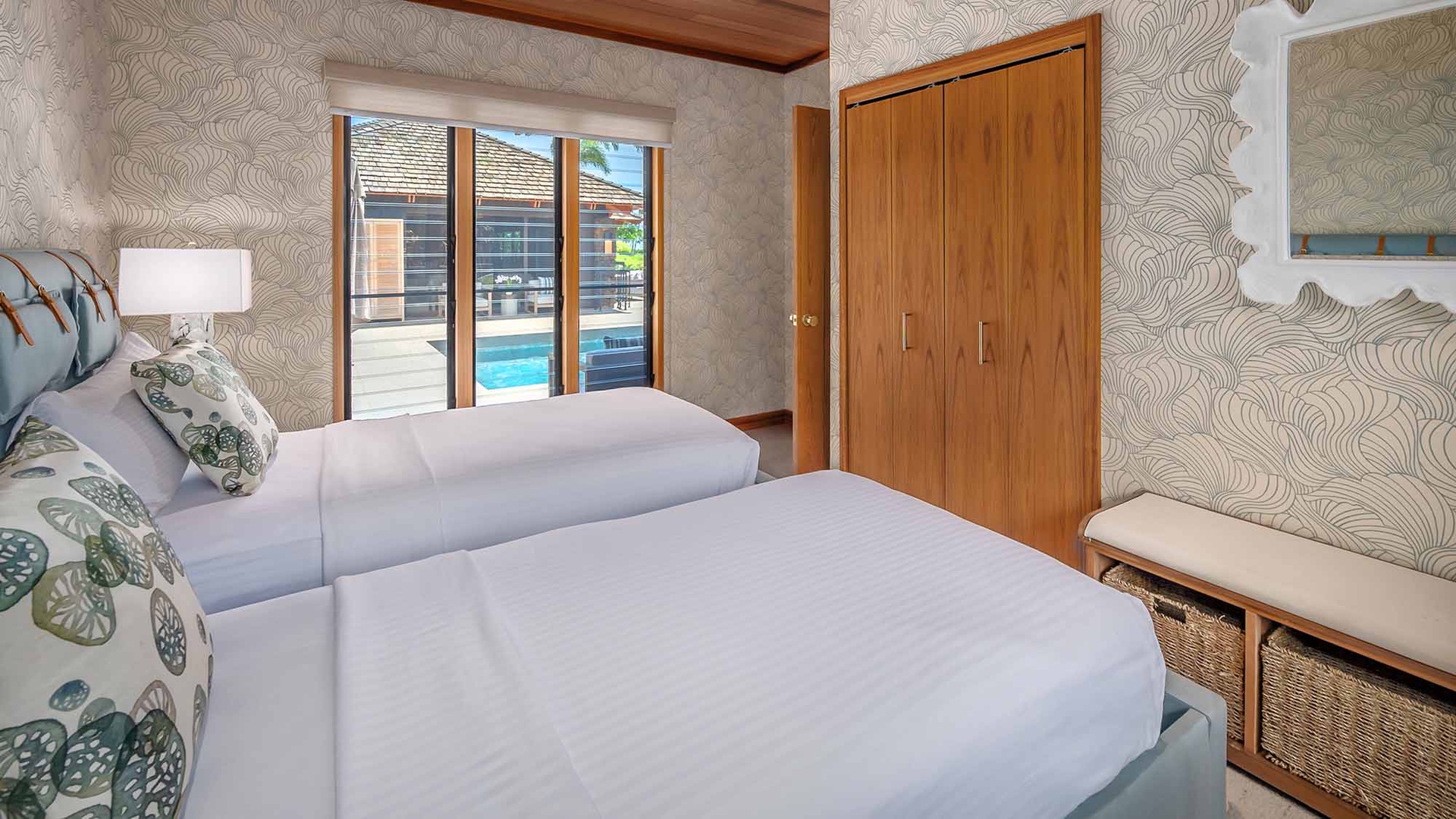 Hale Luana - Ohana Fifth Guest Bedroom Pool & Ocean View - Parrish Kauai