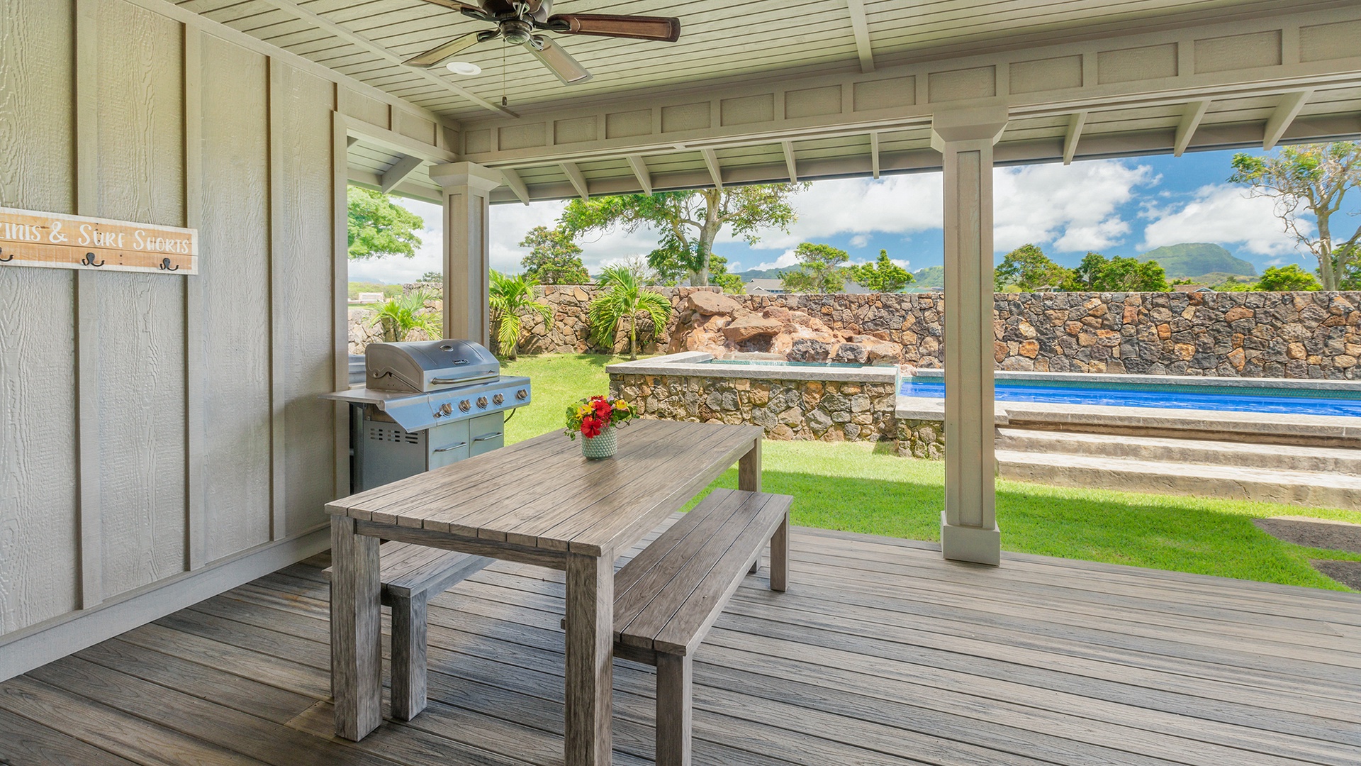 Hale Hiwa Hiwa - Covered BBQ & Dining Lanai - Parrish Kauai