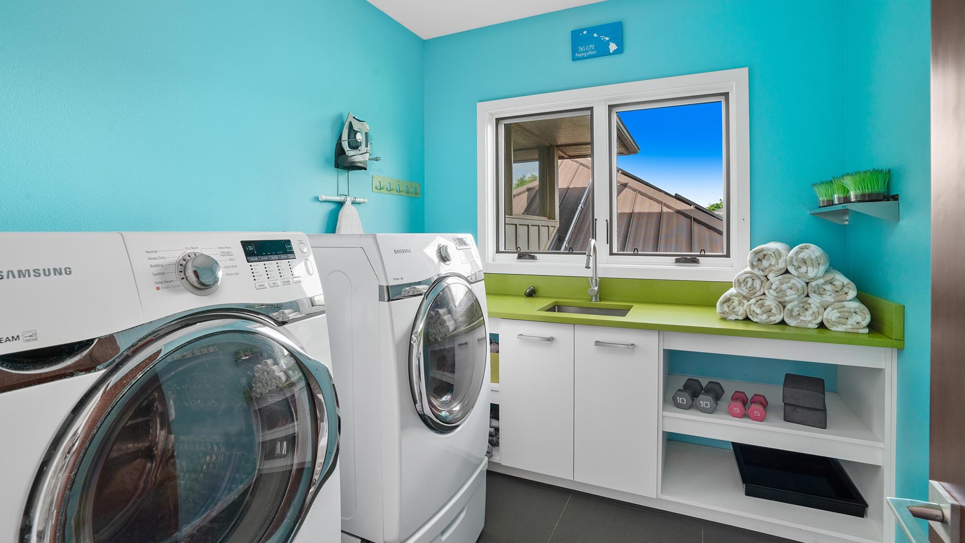 Your own convenient laundry space makes packing light a breeze. Fresh towels, a bright workspace, and modern machines keep everything easy during your stay.