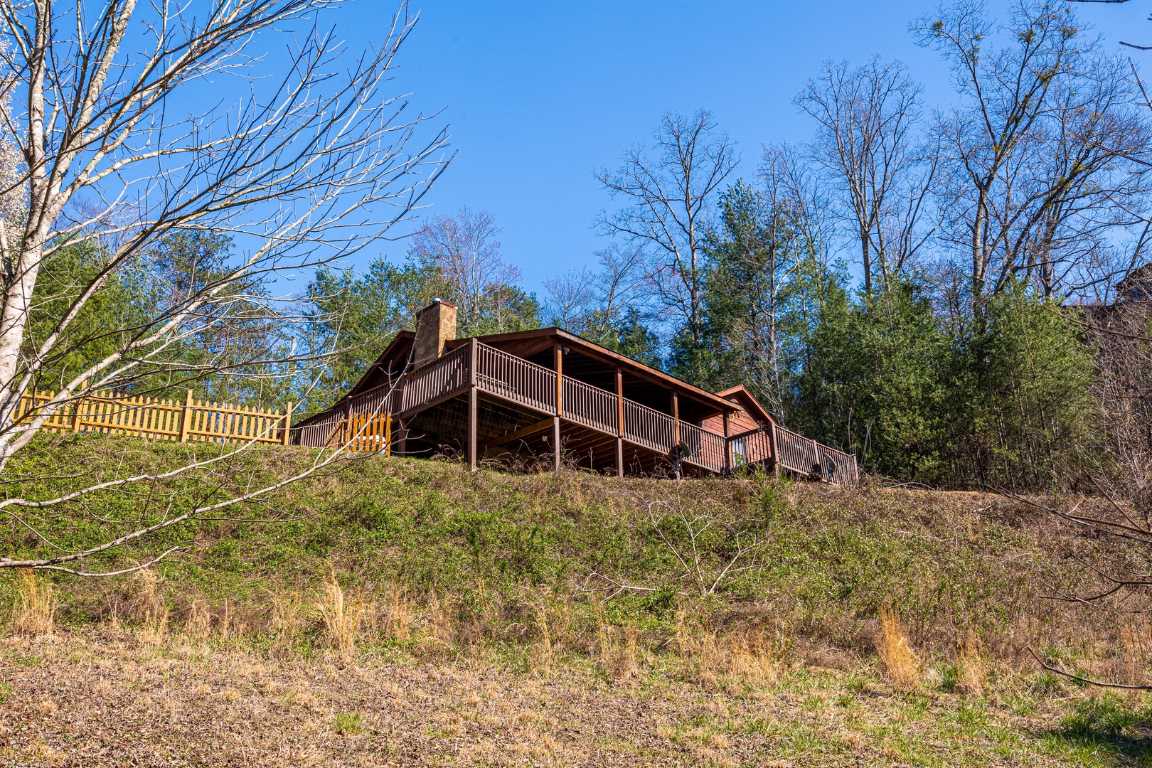 Eagle's Loft, a 2 bedroom cabin rental located in Pigeon Forge