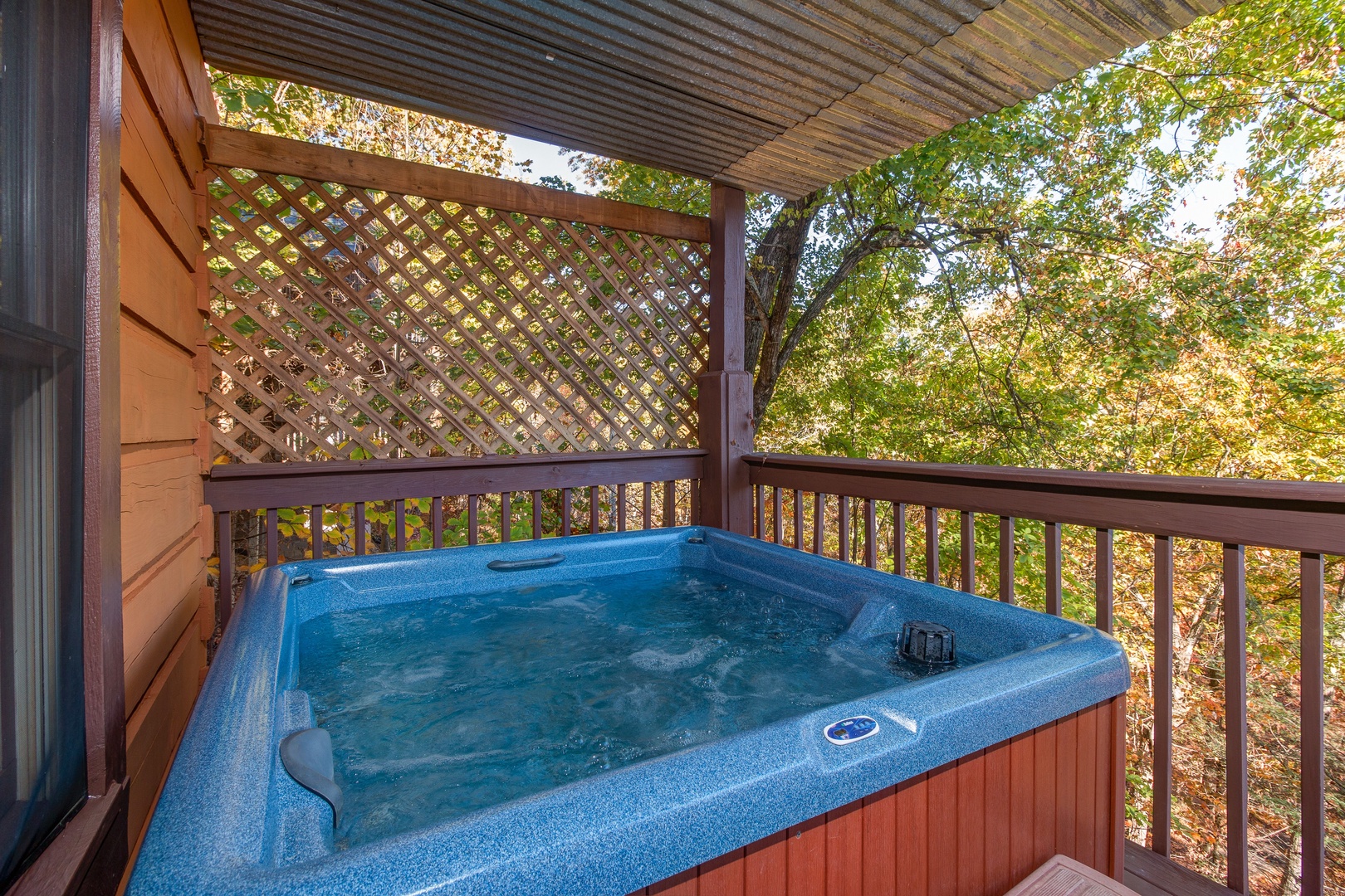 Hot tub at Hawk's Nest, a 1 bedroom cabin rental located in Pigeon Forge