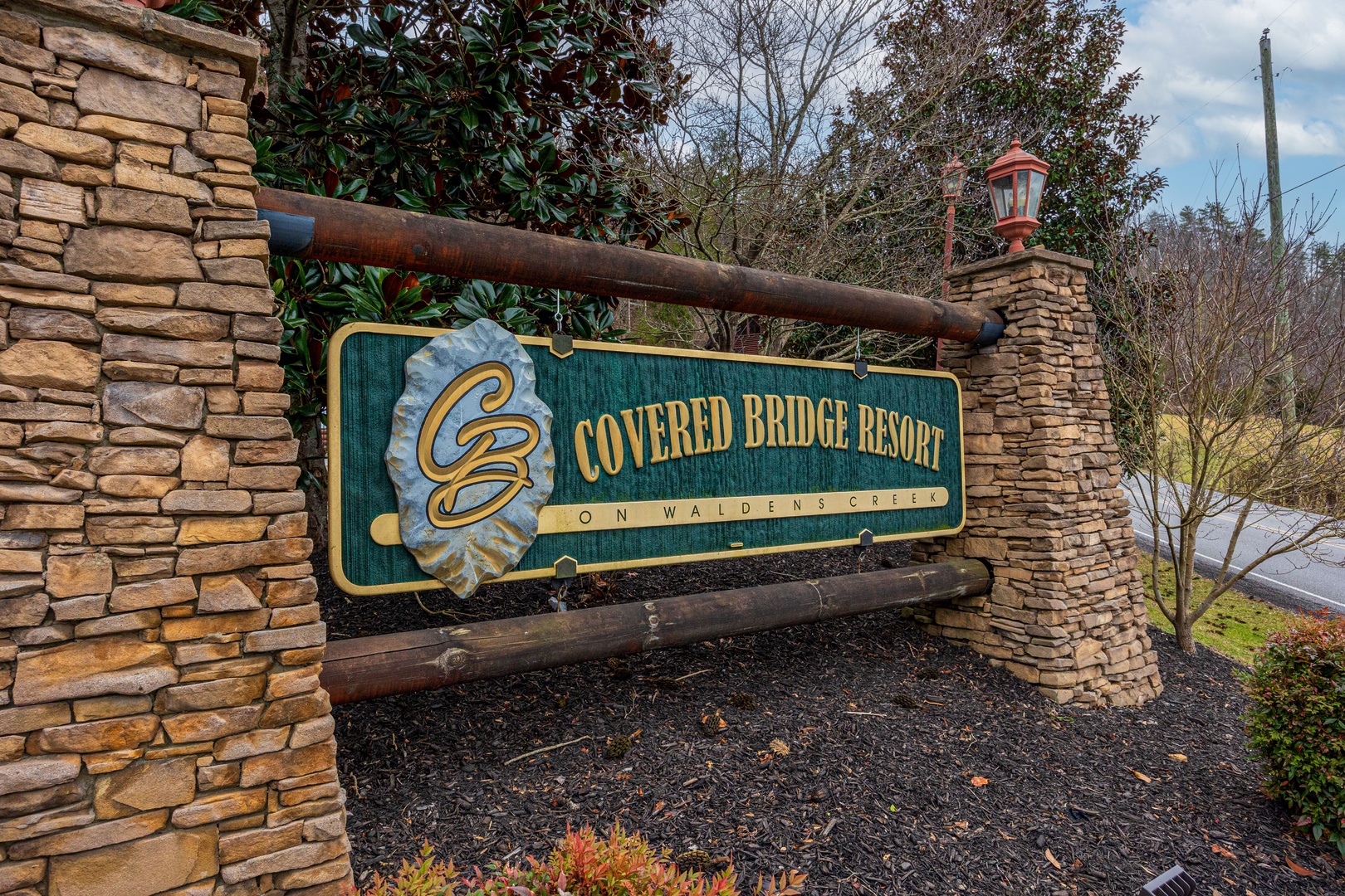 Covered Bridge Resort Sign