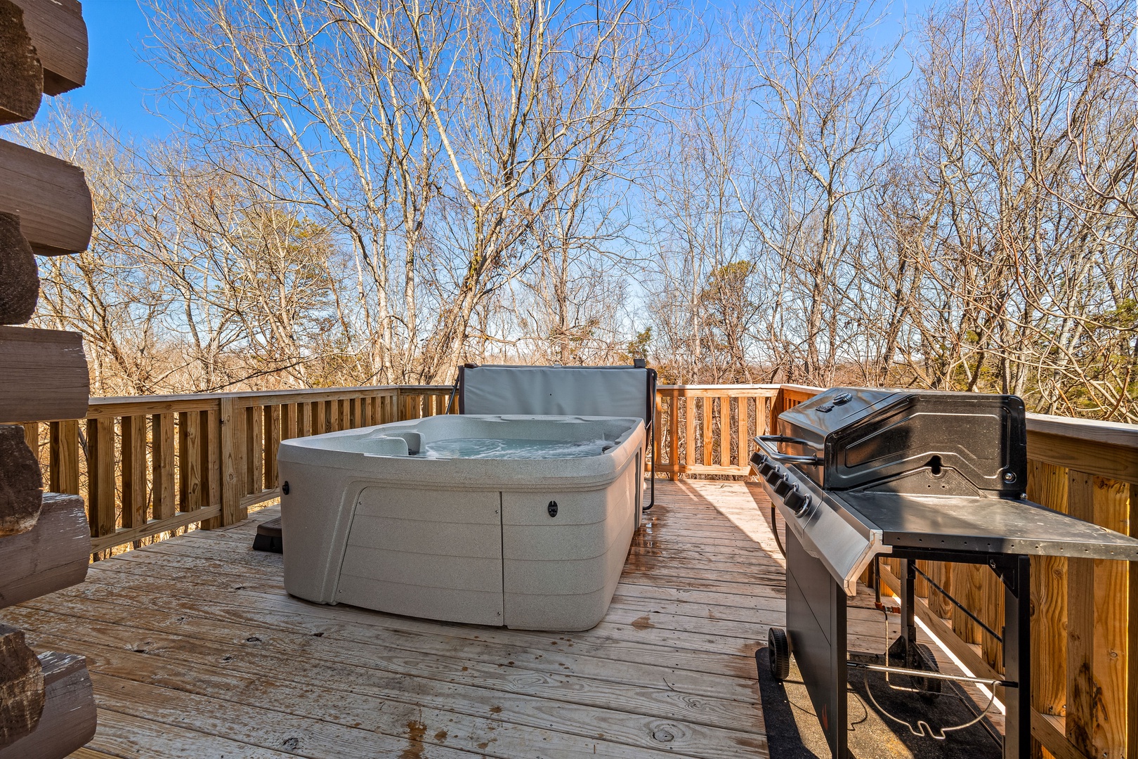 Hot Tub and Grill at Moose Lodge, a 4 bedroom cabin rental located in Sevierville