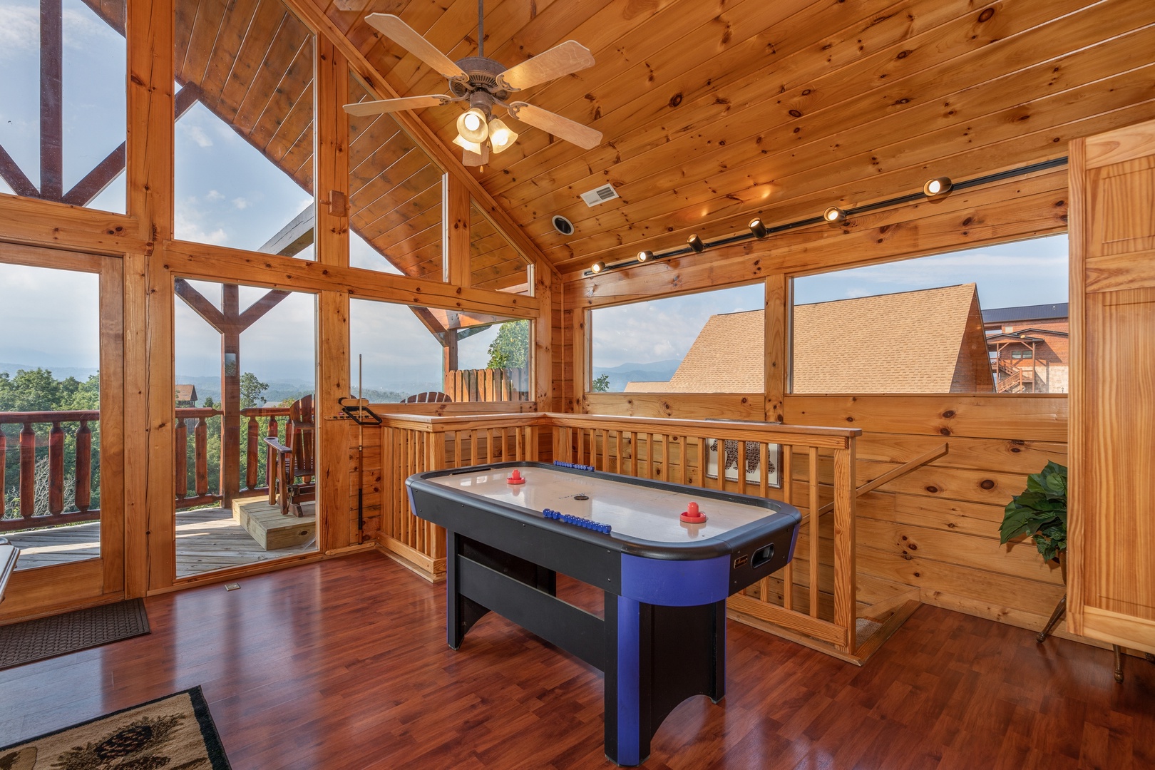 at 1 above the smokies a 2 bedroom cabin rental located in pigeon forge
