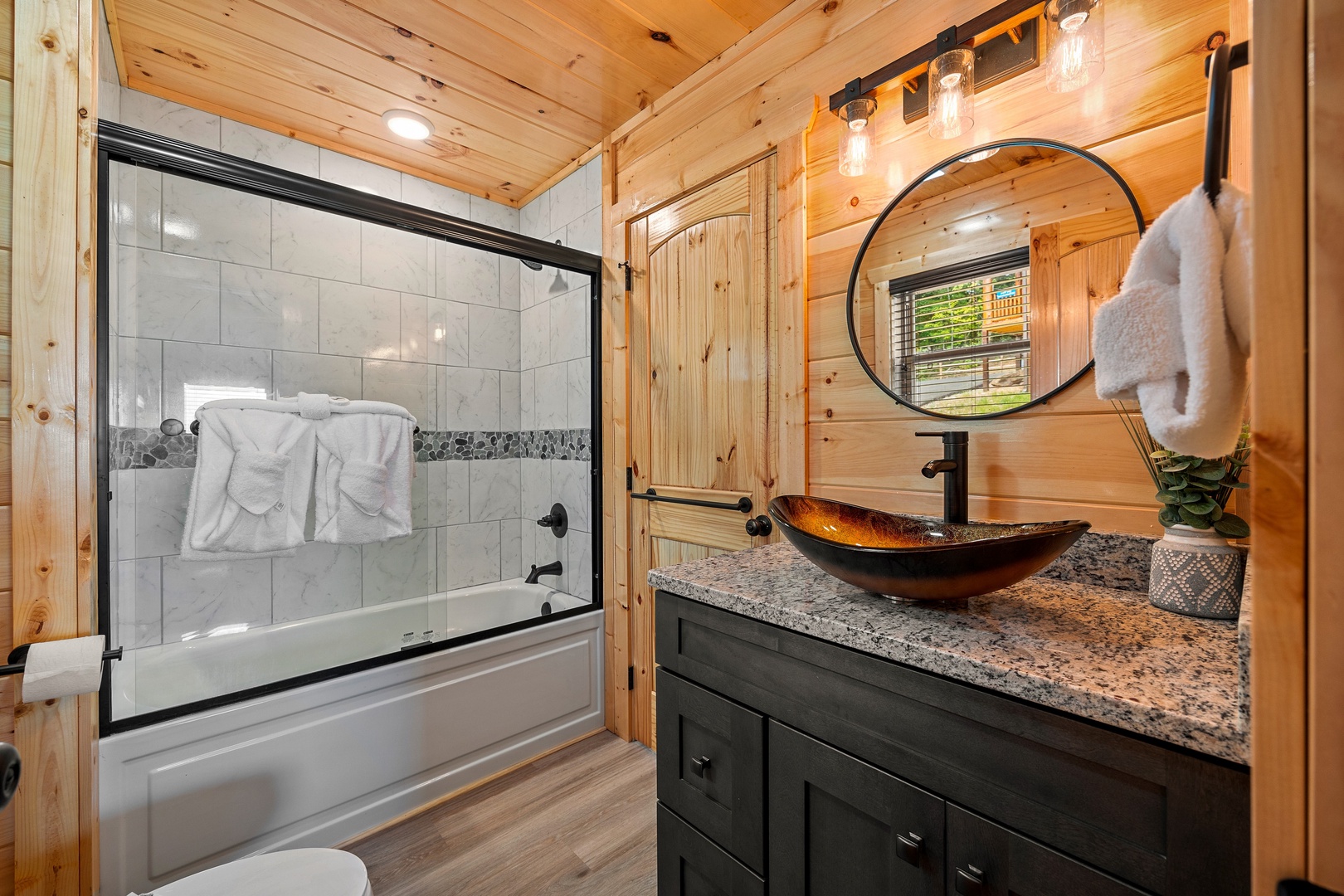 Bathroom With Shower/Tub Combo at Mountain Top Views