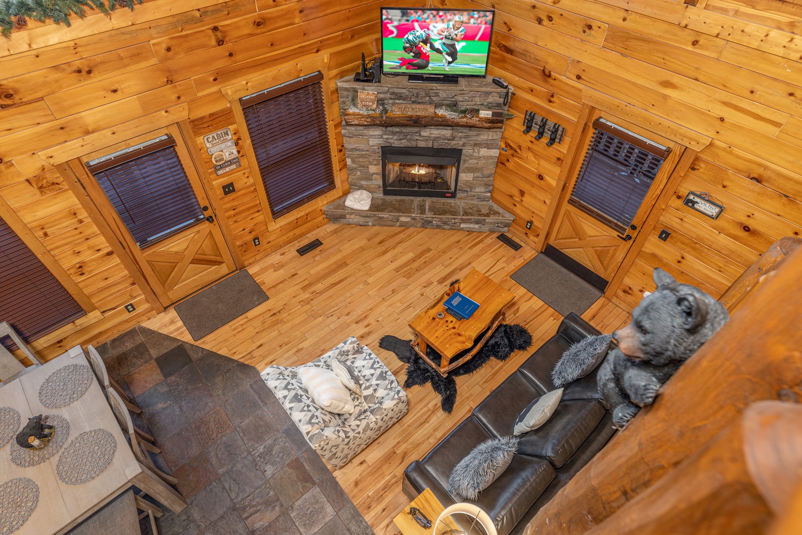 Aerial view of the living room at A Bear on the Ridge, a 2 bedroom cabin rental located in Pigeon Forge