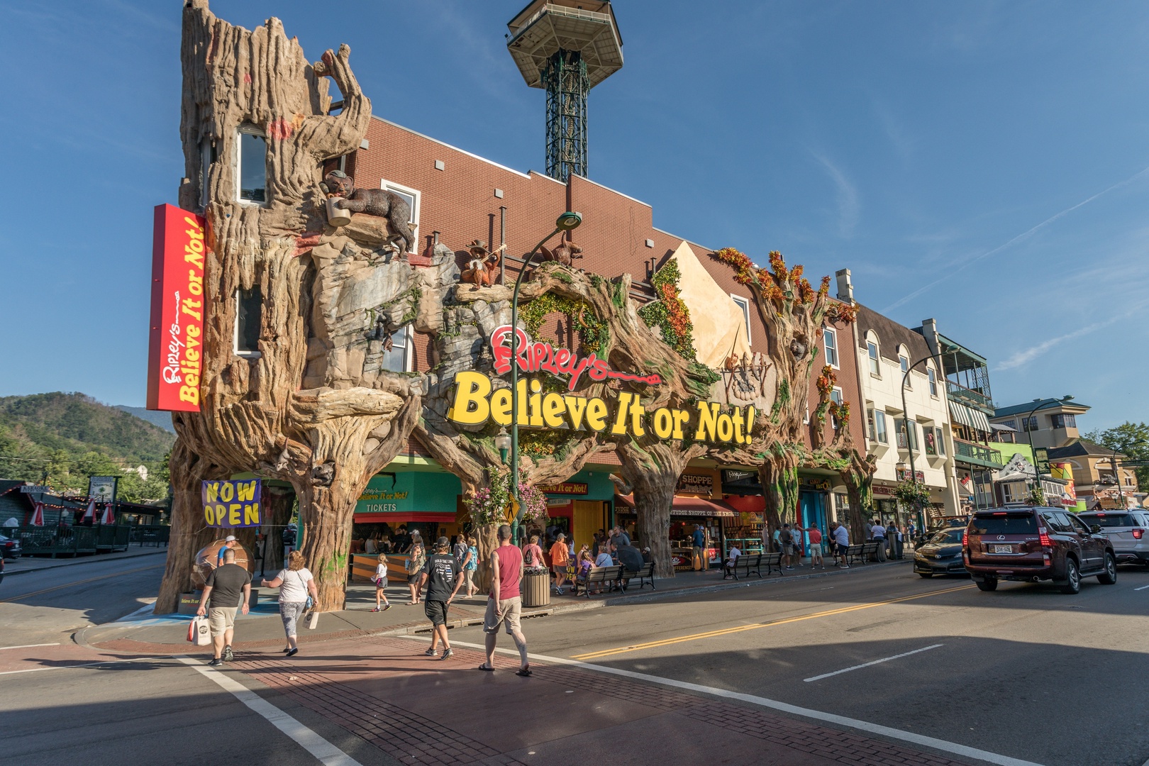 Ripley's Believe It or Not, near Bearstone cabin, a 1 bedroom cabin rental located in Gatlinburg