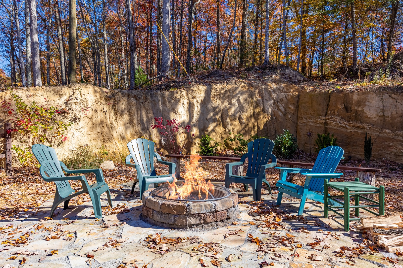 Firepit With Seating at Angler's Ridge