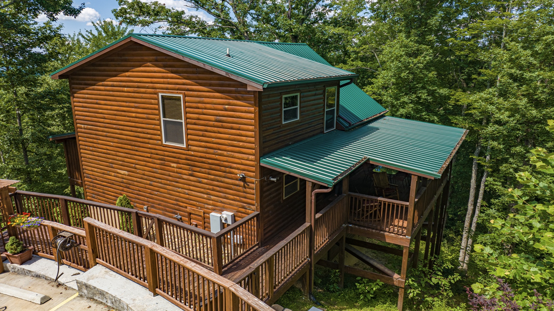 at for his name's sake a 3 bedroom cabin rental located in gatlinburg