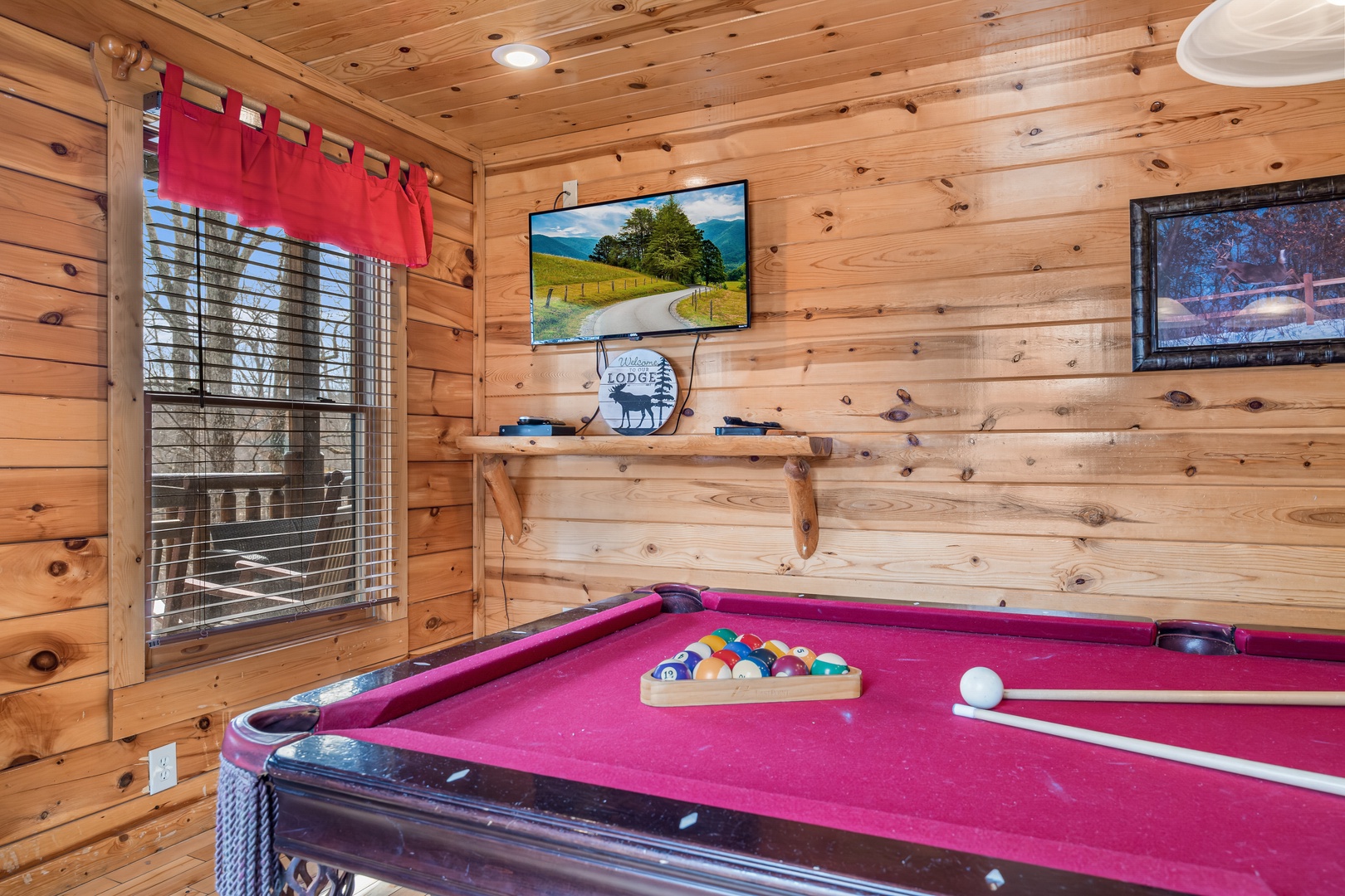 Game room with pool table at Natural Wonder, a 4 bedroom cabin rental located in Gatlinburg