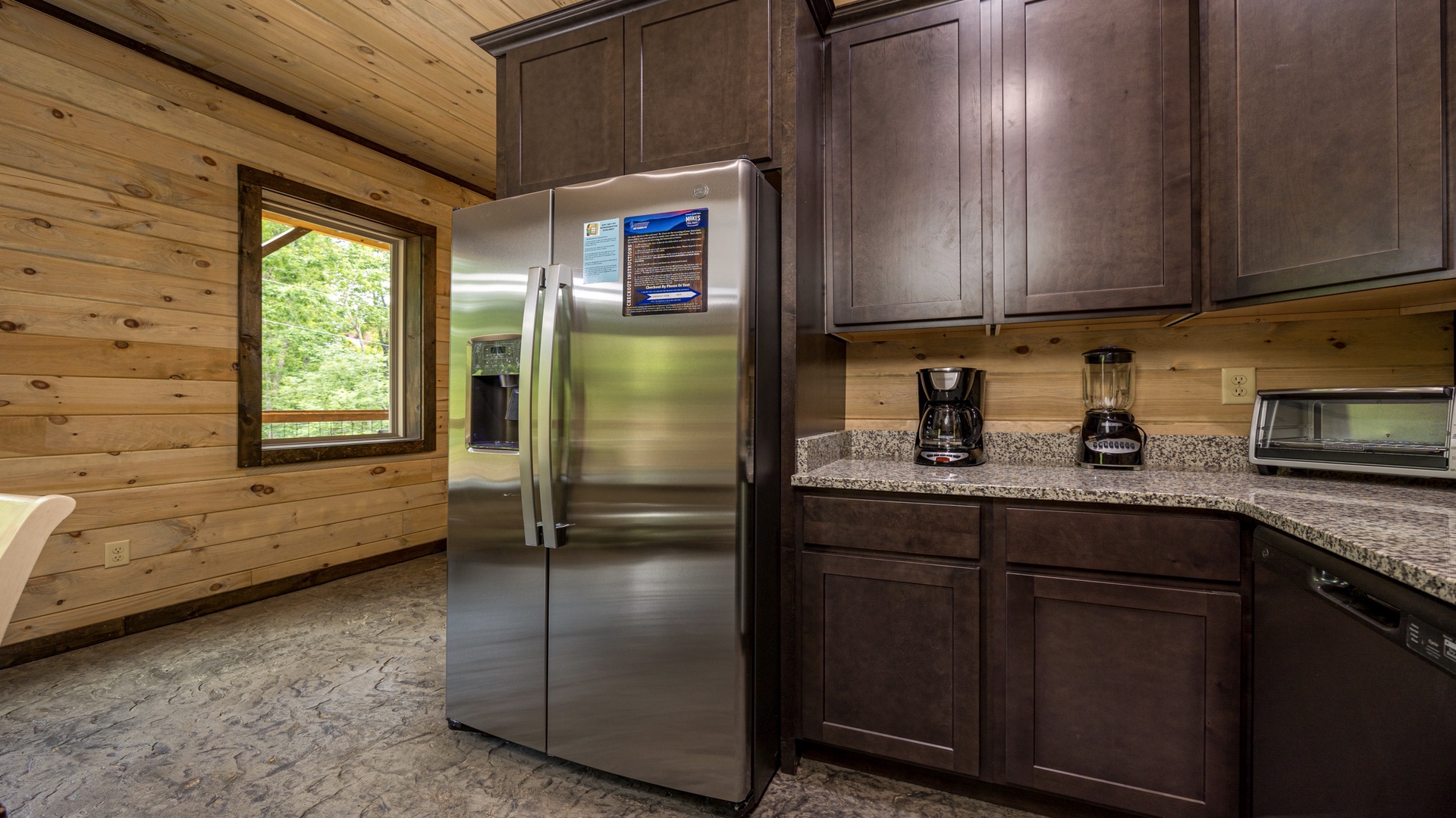 at bear naked a 1 bedroom cabin rental located in gatlinburg