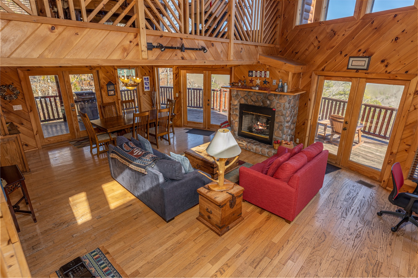 at hatcher mountain retreat a 2 bedroom cabin rental located in pigeon forge