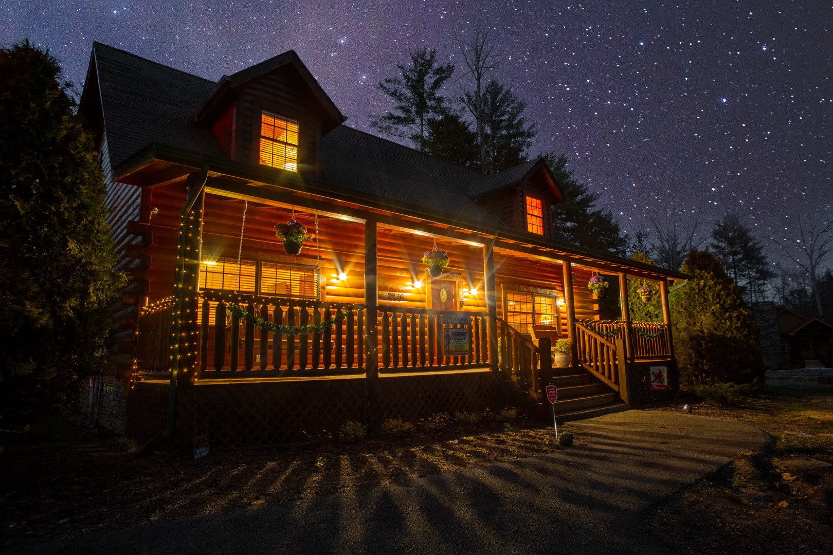 Night view of 3 Crazy Cubs, a 5 bedroom cabin rental located in pigeon forge