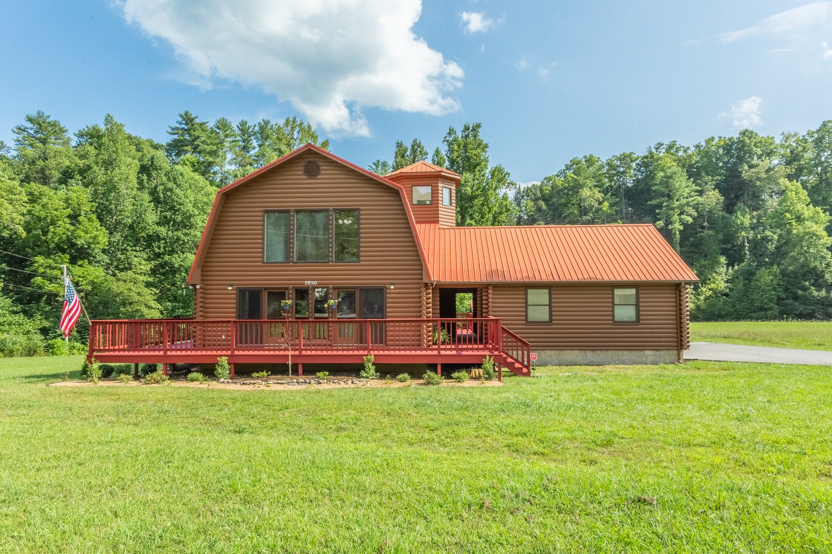 Front exterior view at 1 Crazy Cub, a 4 bedroom cabin rental located in Pigeon Forge