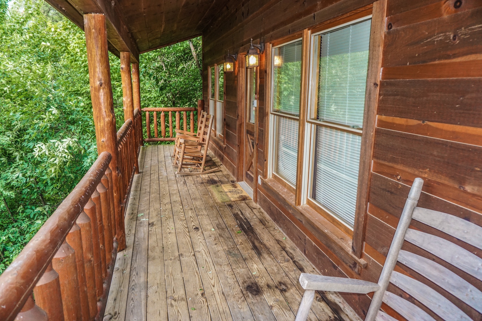 Just You and Me Baby, a 1 bedroom cabin rental located in Gatlinburg