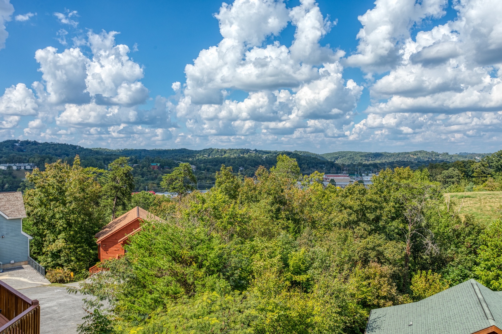 River views at Bear Country, a 3-bedroom cabin rental located in Pigeon Forge