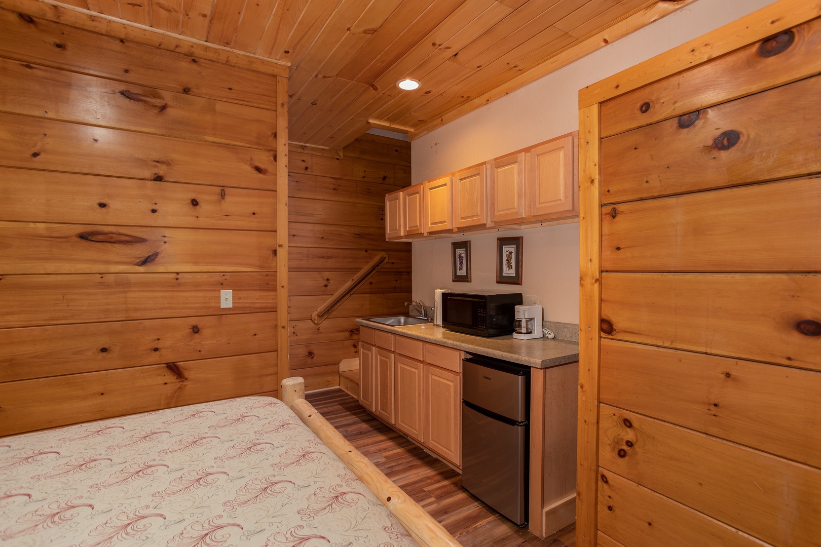 Kitchenette at Starry Starry Night #725, a 2 bedroom cabin rental located in Pigeon Forge