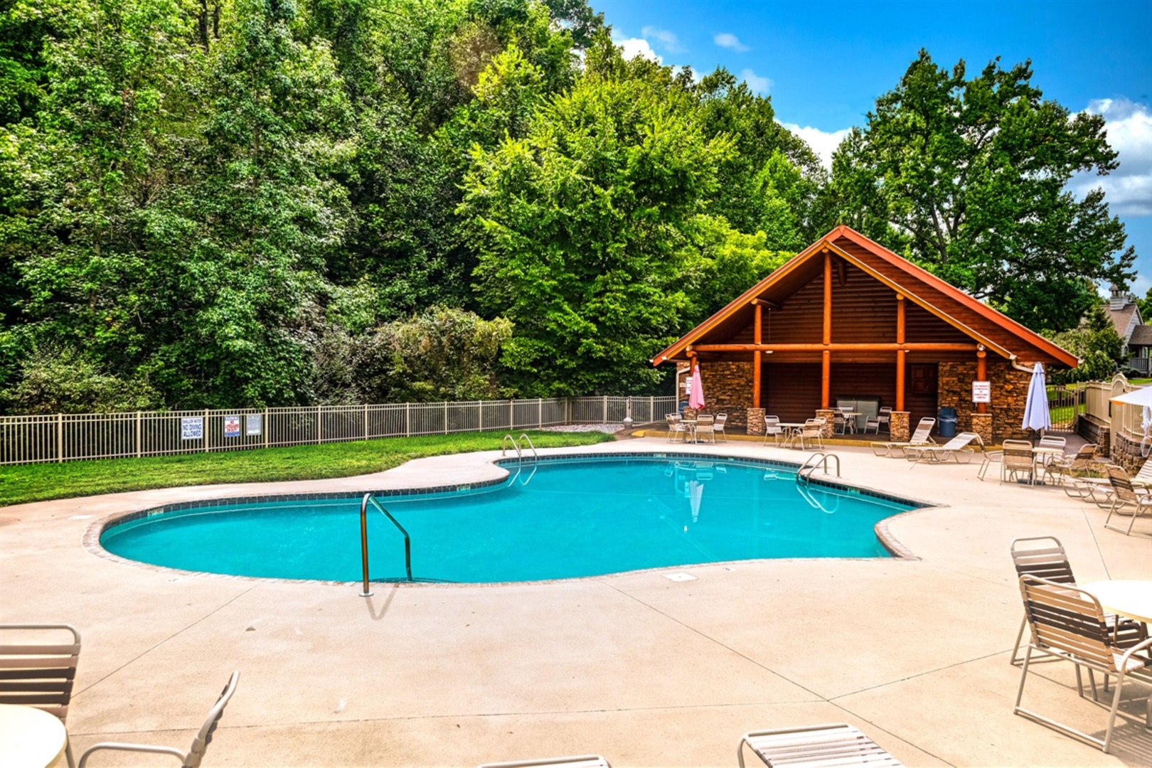 Alpine Mountain Village Resort Pool