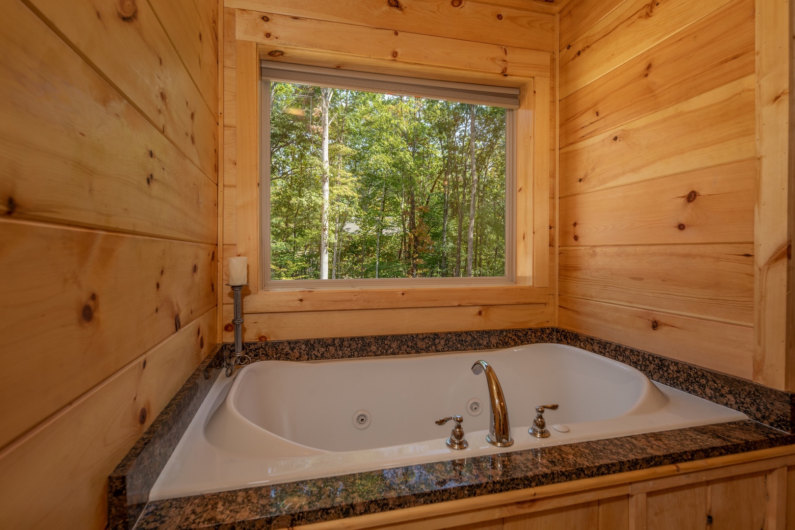 Jacuzzi in the second bathroom at Gar Bear's Hideaway, a 3 bedroom cabin rental located in Pigeon Forge