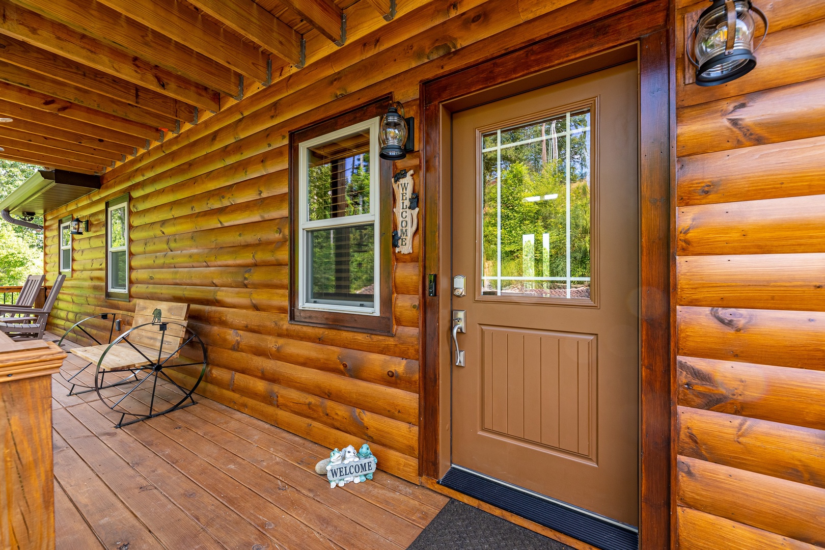 Entry at Twin Peaks, a 5 bedroom cabin rental located in Gatlinburg