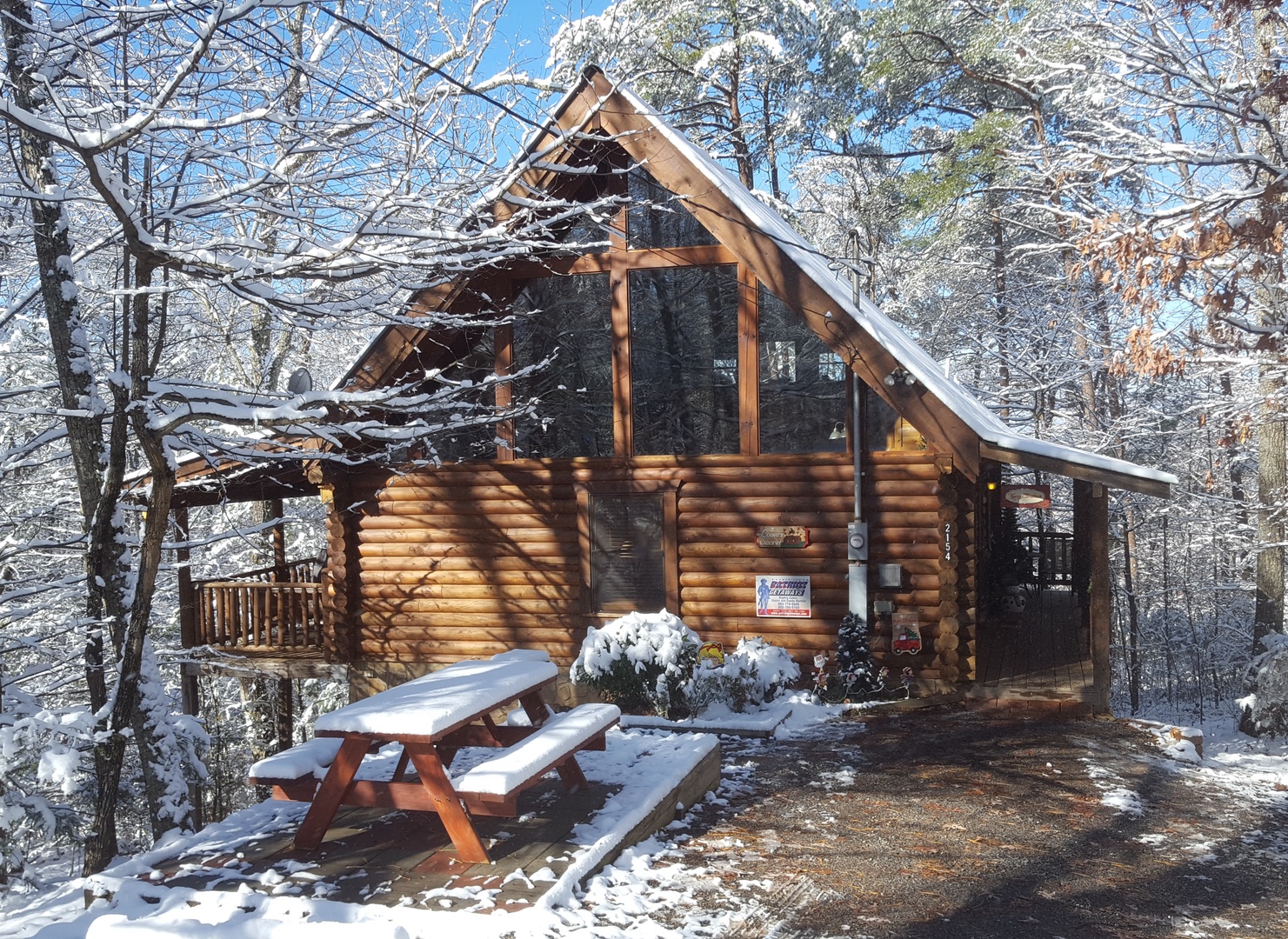 Snowy exterior at A Lover's Secret a 1 bedroom cabin rental located in Gatlinburg