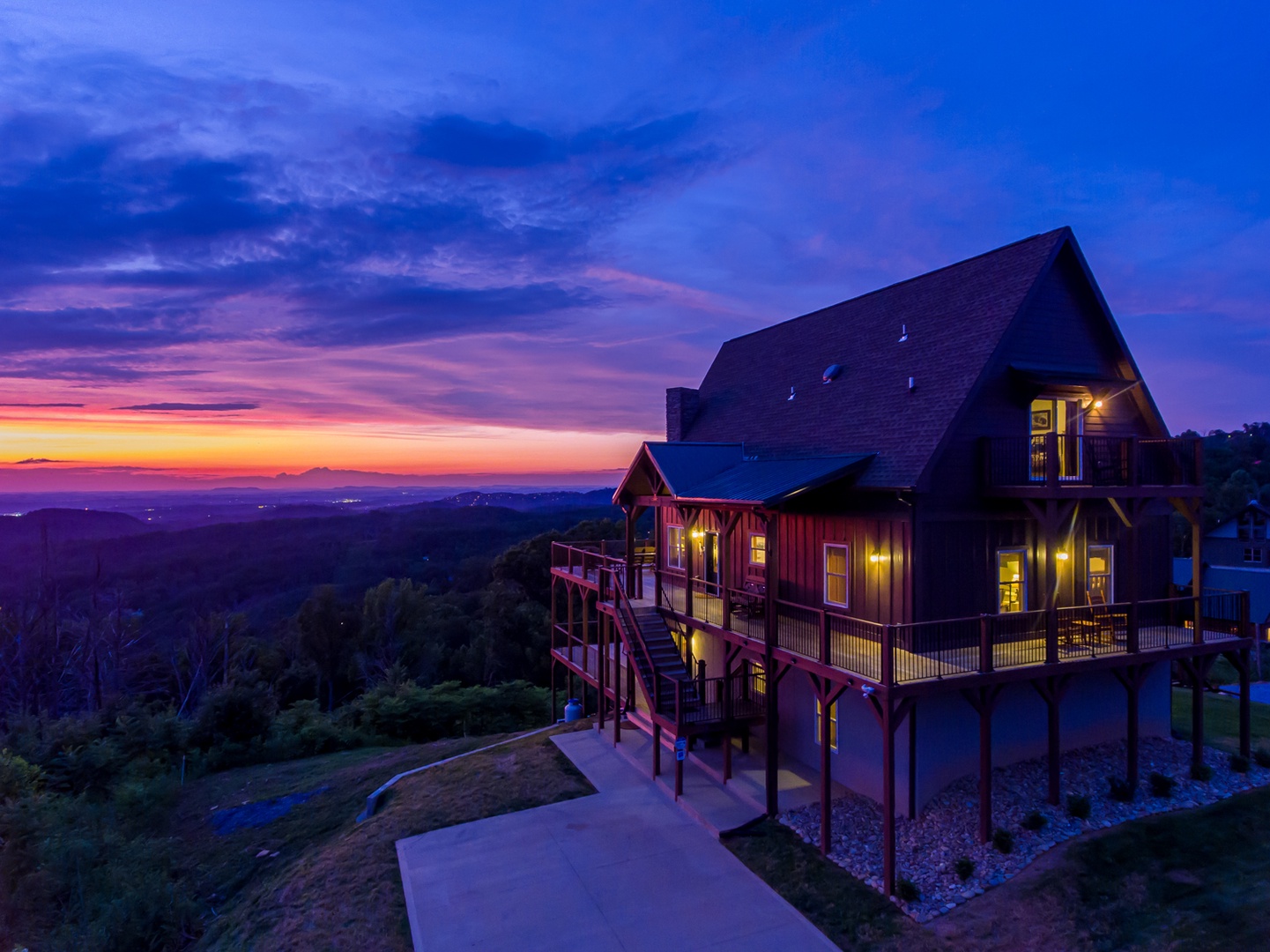 Sunset at The Best View Lodge, a 5 bedroom cabin rental located in gatlinburg