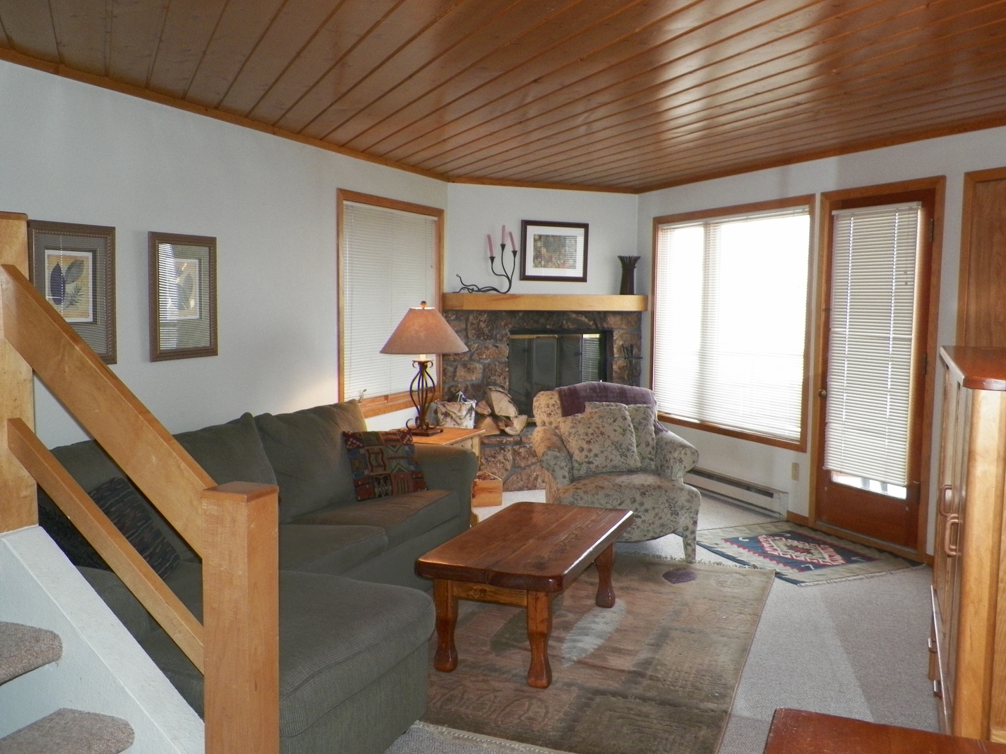 25 Eagle's Nest Condominium views, shared hot tub!