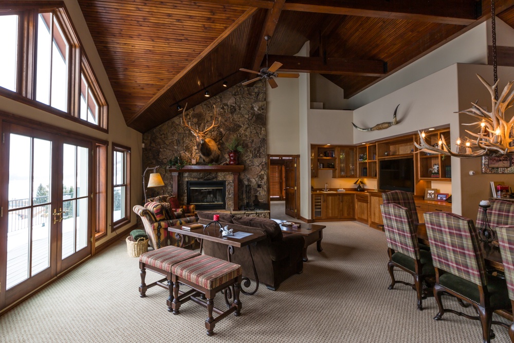 21 Timberland Drive - Large, Luxury Rental w/ Private Hot Tub on Mt. Crested Butte!