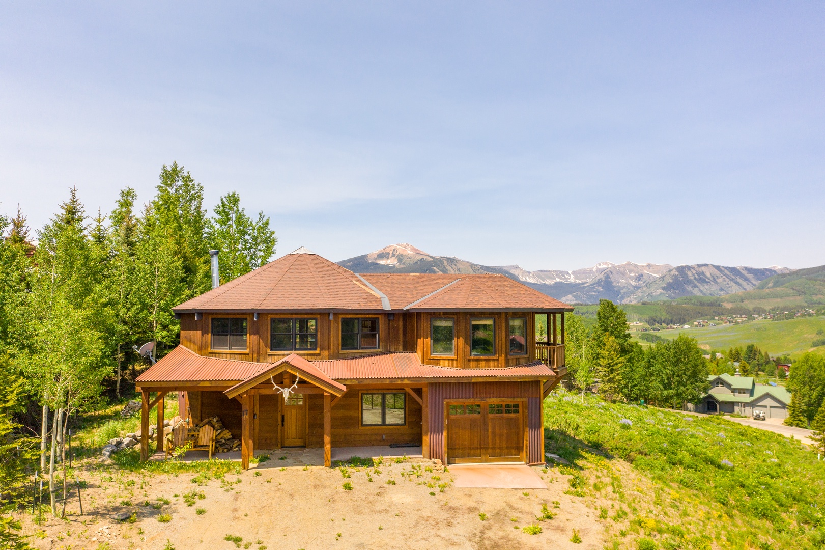 17 Anthracite - Mt. Crested Butte Rental w/ Hot Tub!