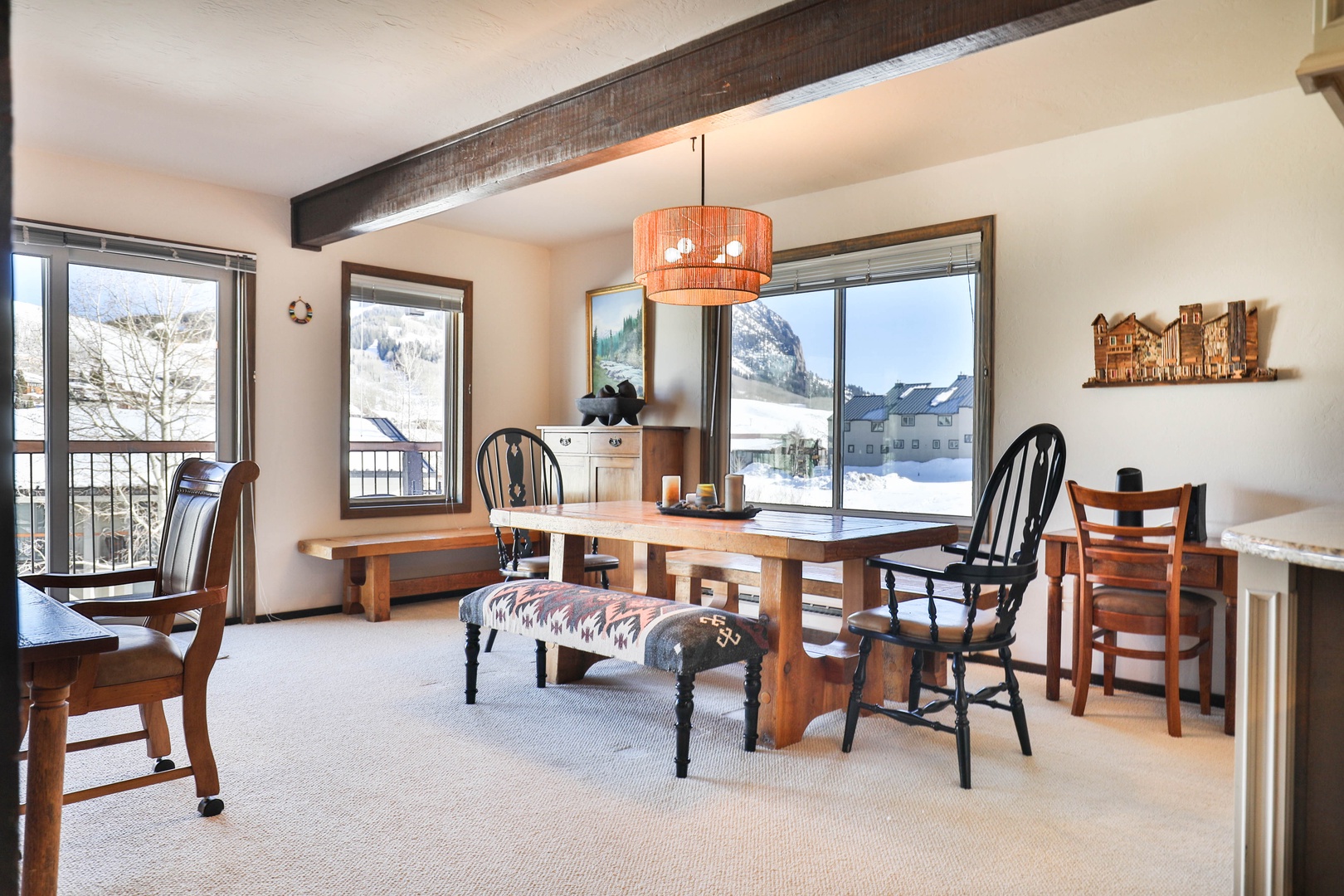 1 Outrun Maple - Close to Base Area, Shared Hot Tub, Mountain Views