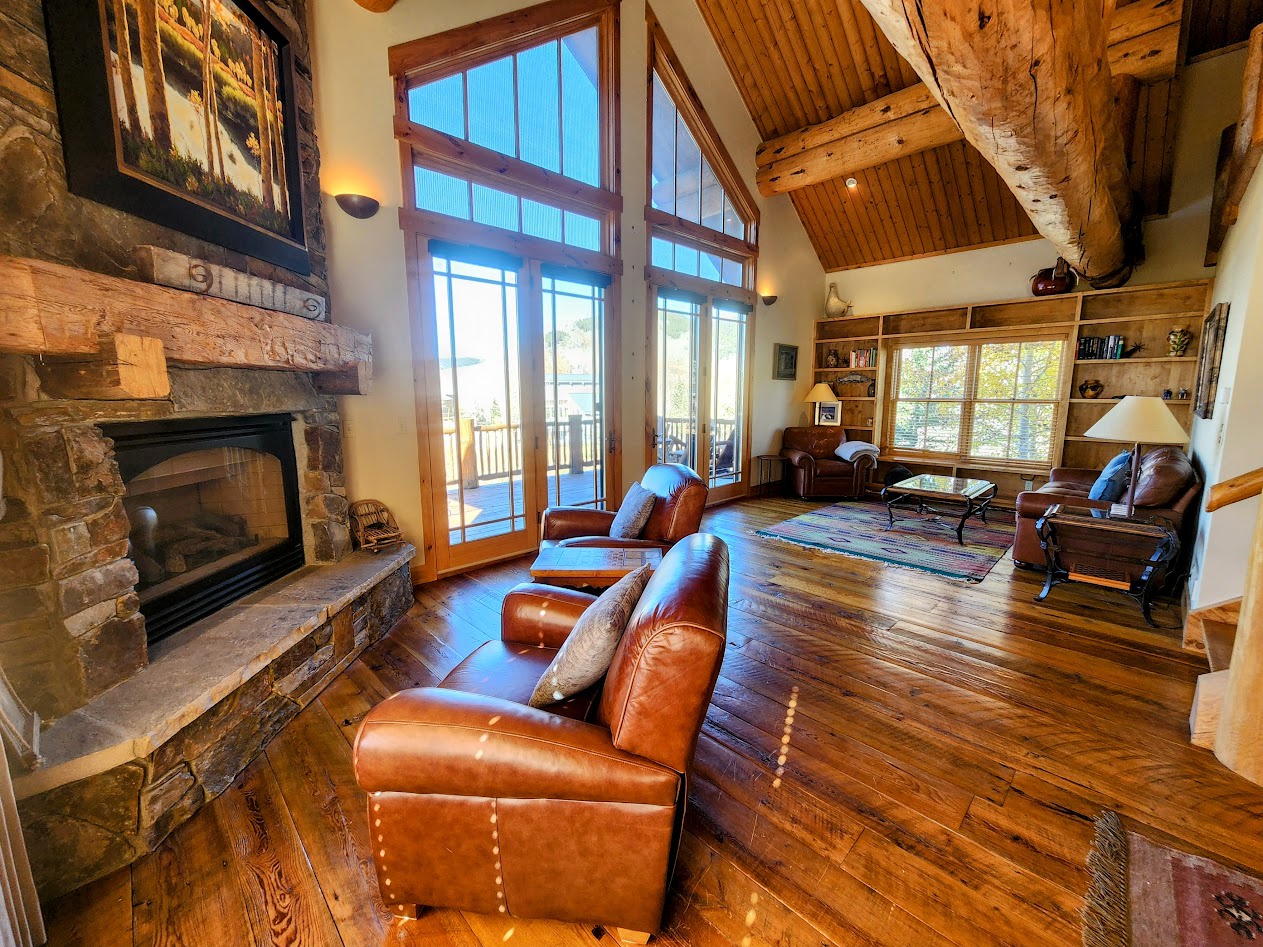 18 Ruby - Mountain View Hideaway