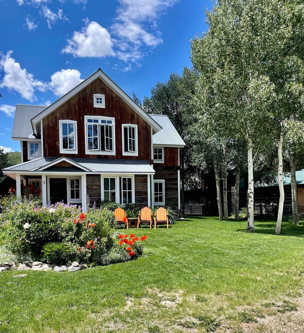 3 Ruth's Road - Family Friendly, Luxury Rental in Downtown Crested Butte!