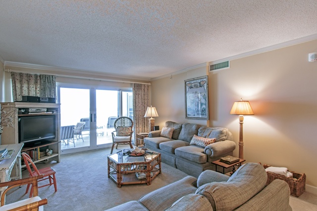 Sandy Key 338 Living Room and Beach View Balcony