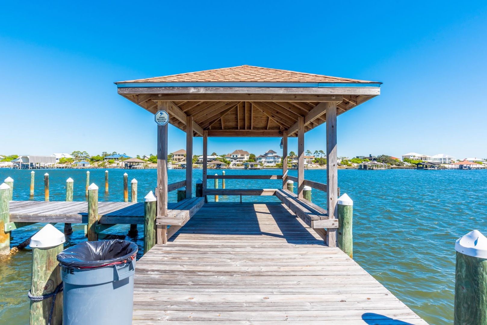 Perdido Towers Riverside Dock Seating And Shade