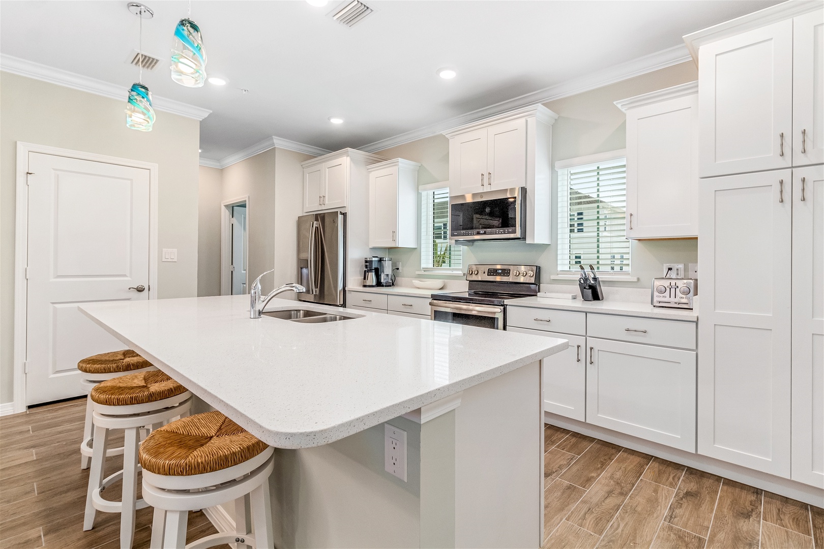 Lost Key Hip Nautic South Kitchen Bar Seating For Three