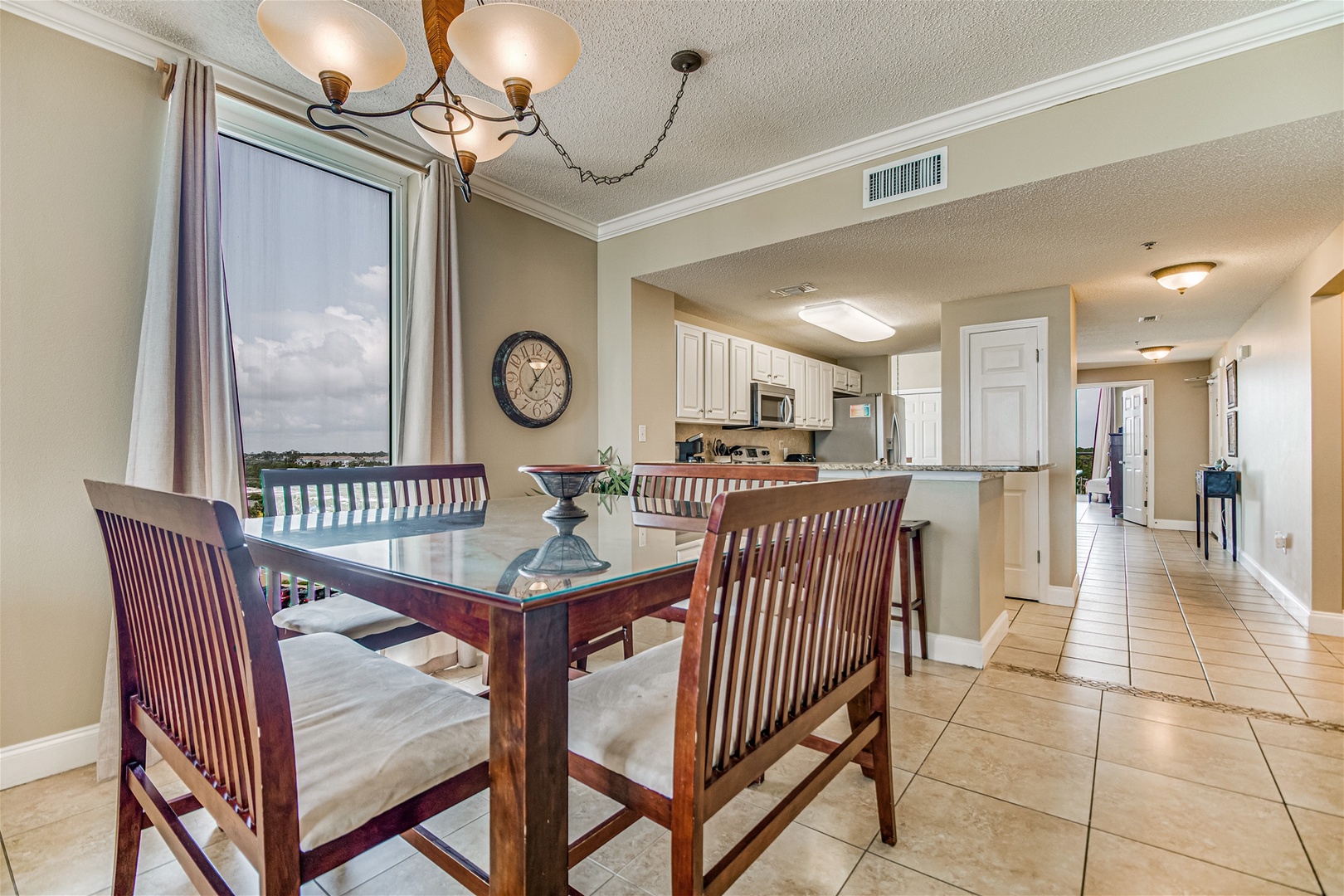 Palacio 406 Dining Room