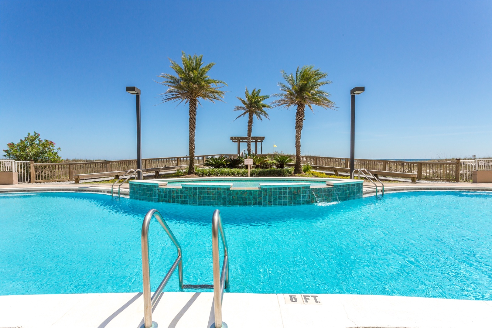Spanish Key Beach Resort Hot Tub And Pool