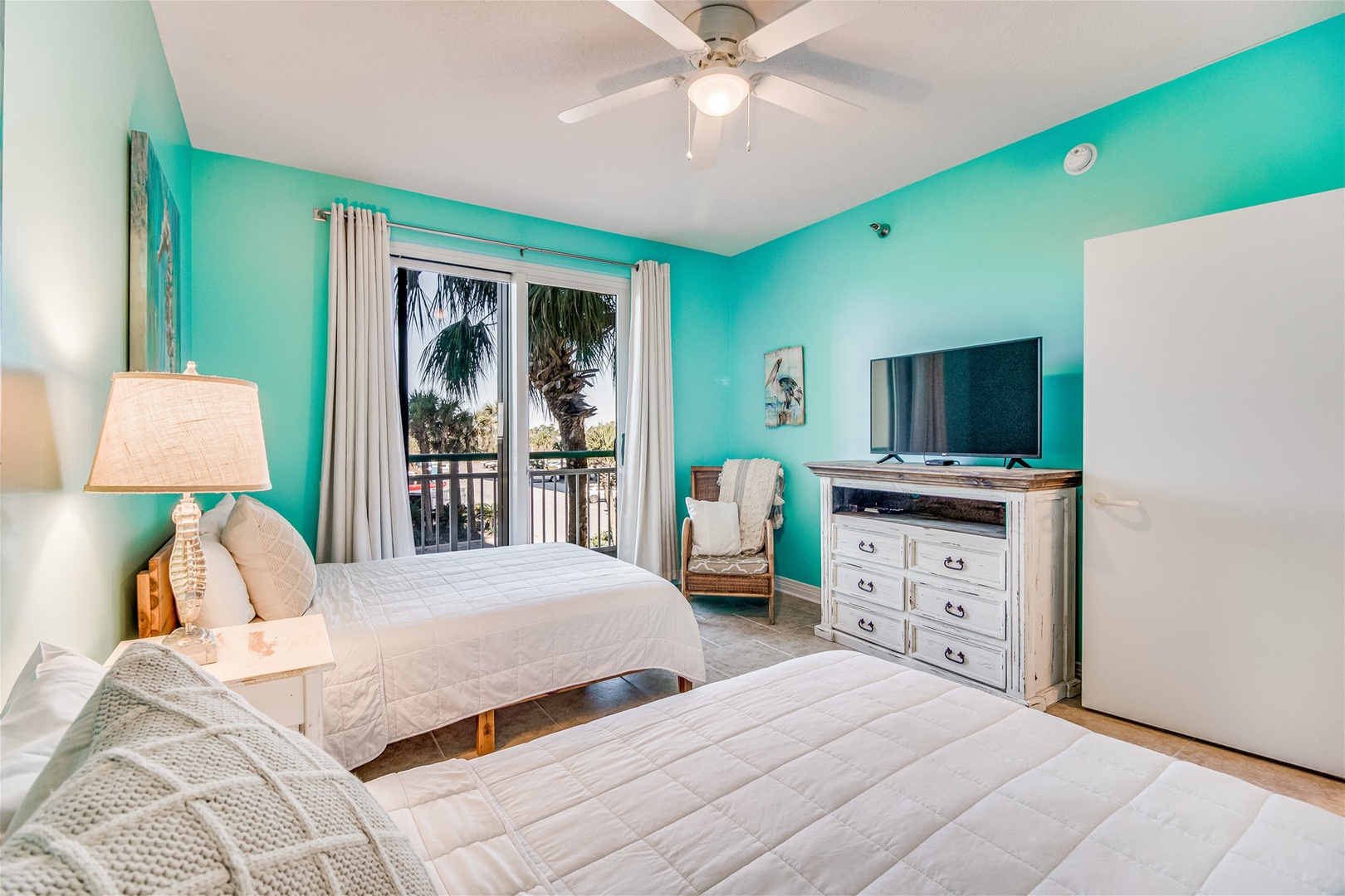 Beach Colony Tower 2A Second Guest Bedroom