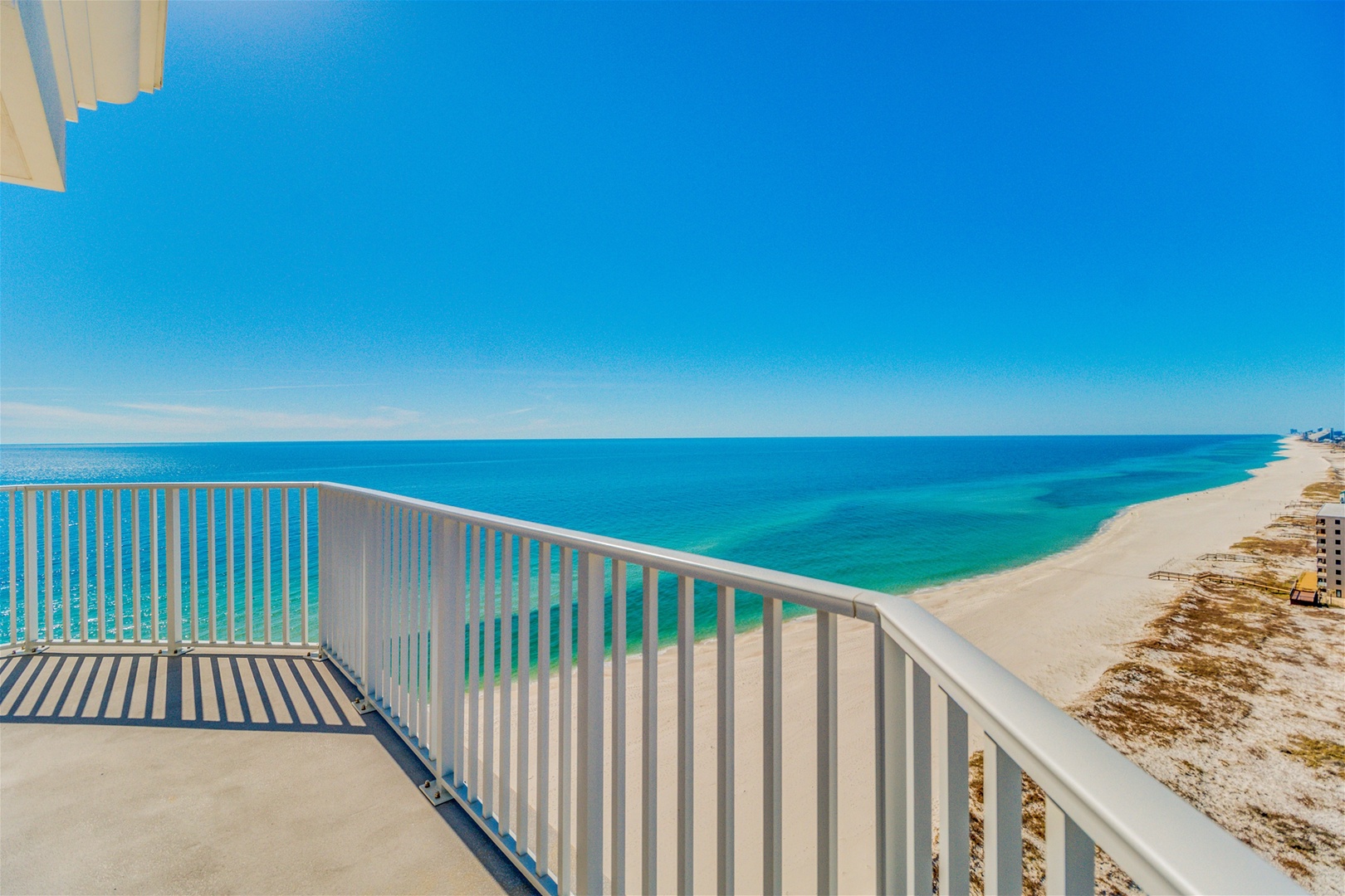 Windemere 1508 Balcony Overlooking Ocean