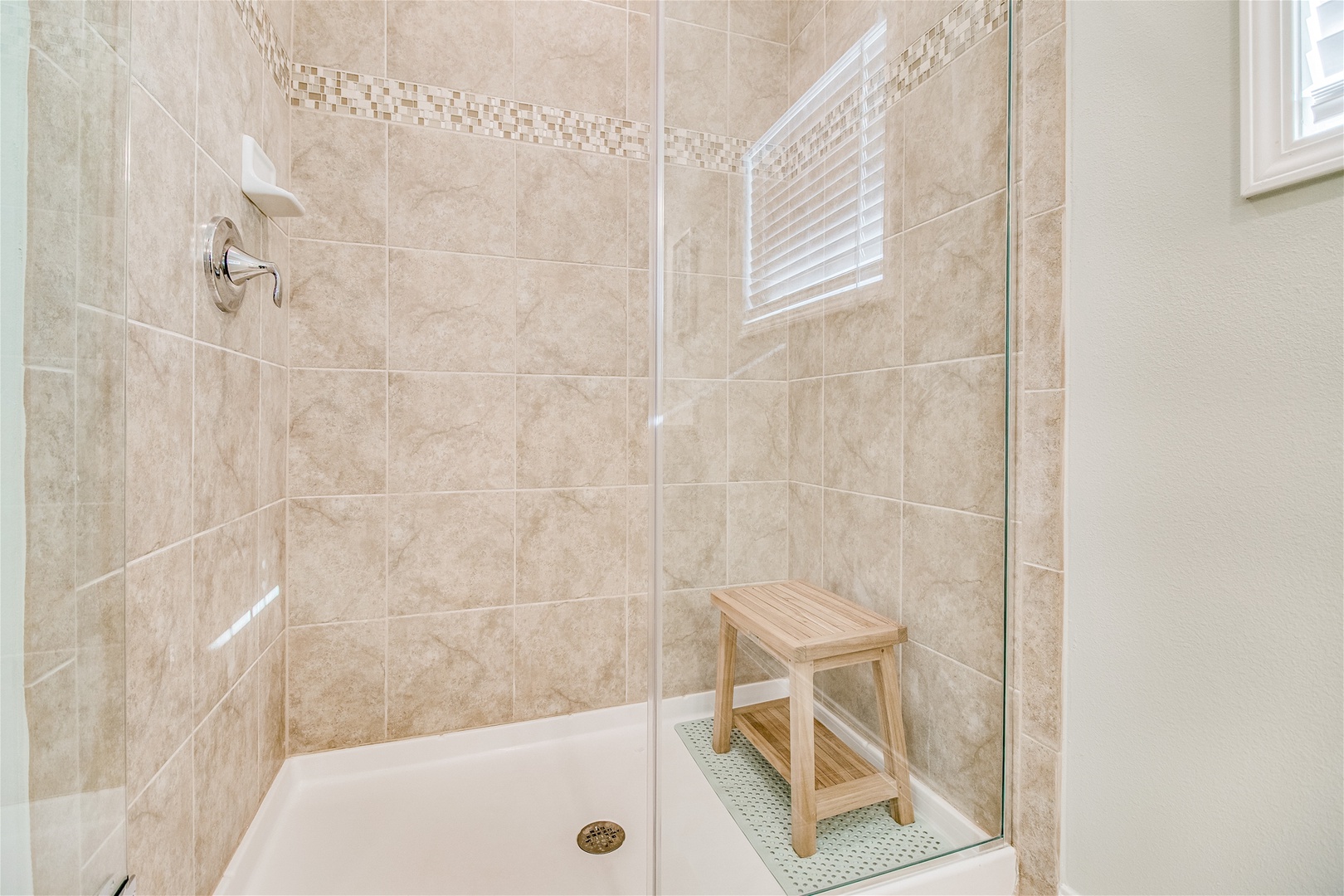 Lost Key Shore To Please Master Bathroom Glass Shower