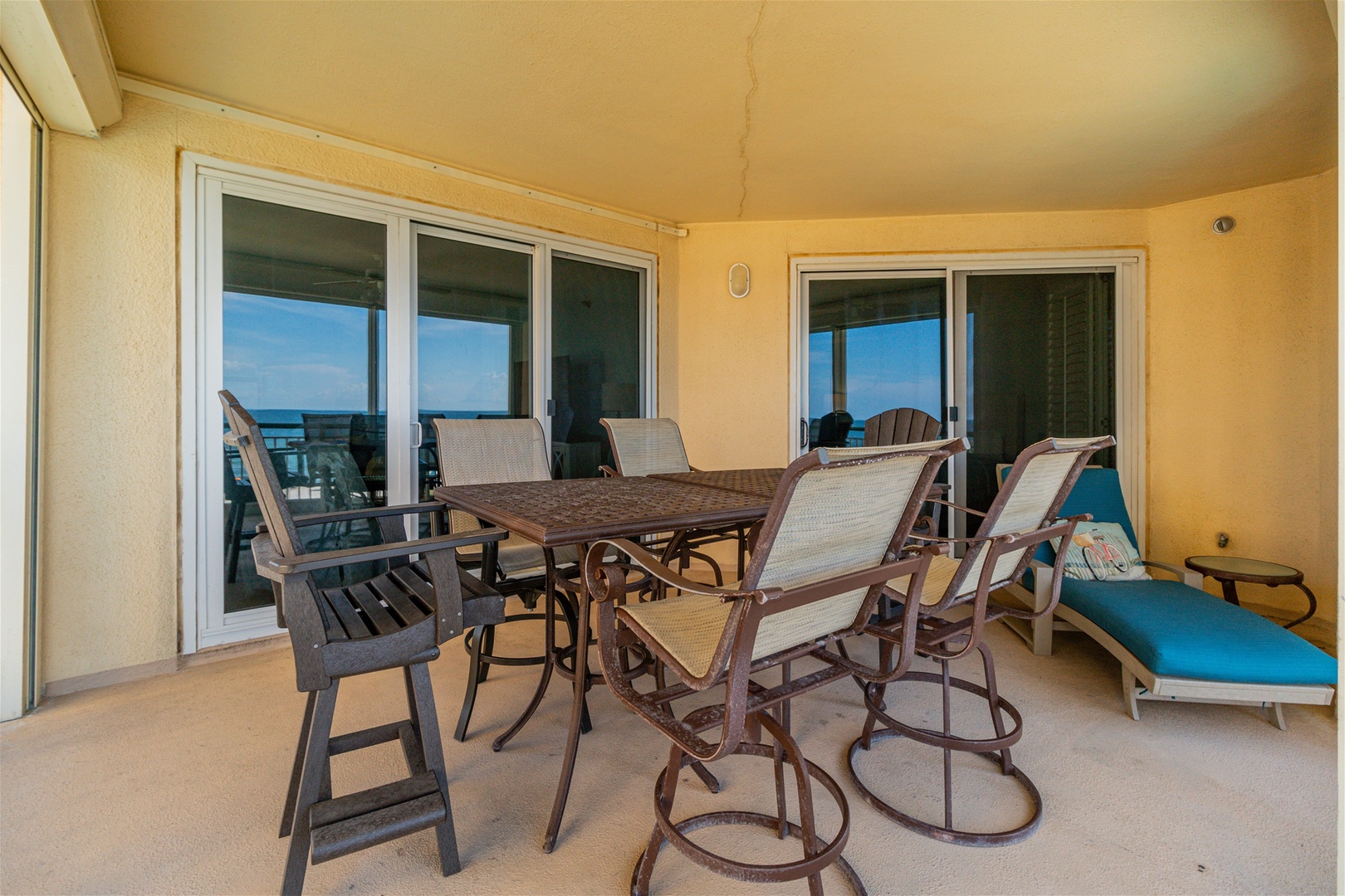 Beach Colony Tower 3D Deck Furniture
