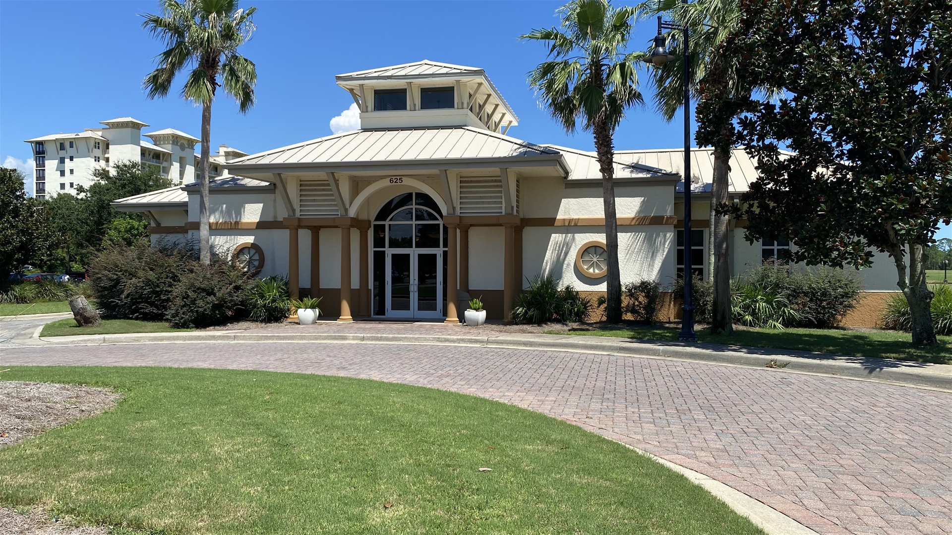 Lost Key Resort Community Golf Club Entrance