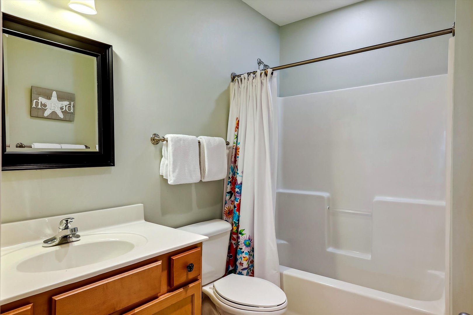 Sailmaker 903 Bathroom #5 Shower Tub Combo