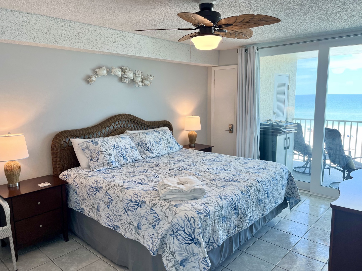 Gulf Front Primary King bed with ceiling fan