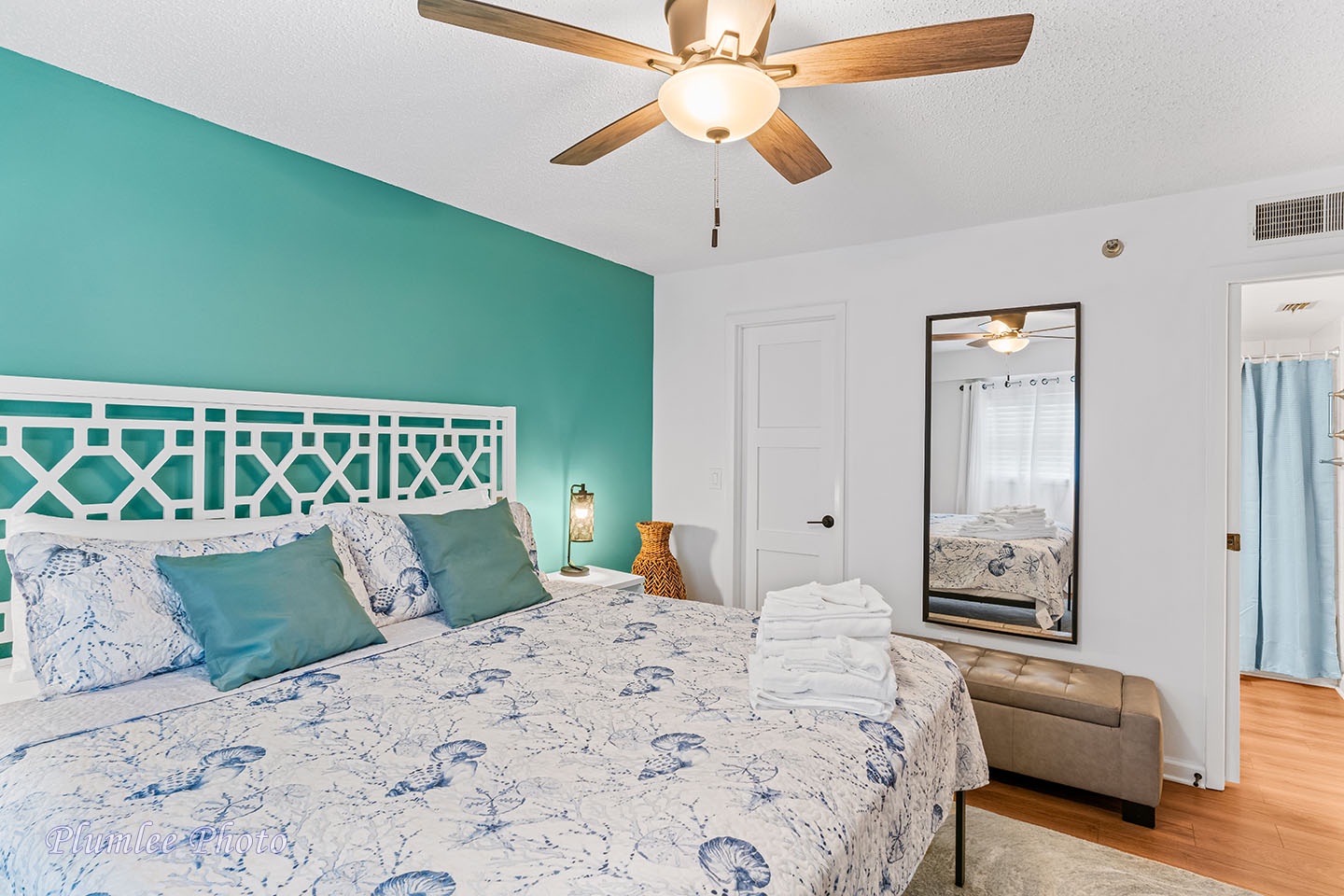 Comfy and coastal cute bedroom