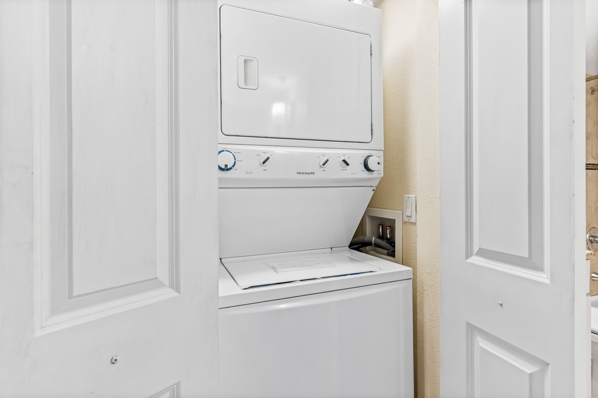 Your in-unit stackable washer and dryer makes packing light a breeze, giving you fresh clothes throughout your entire stay.