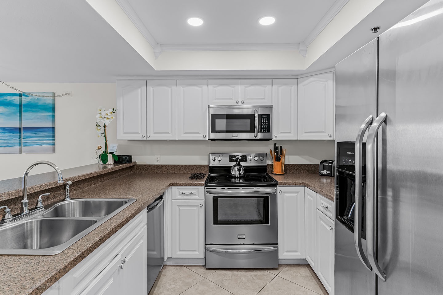 Fully appointed kitchen
