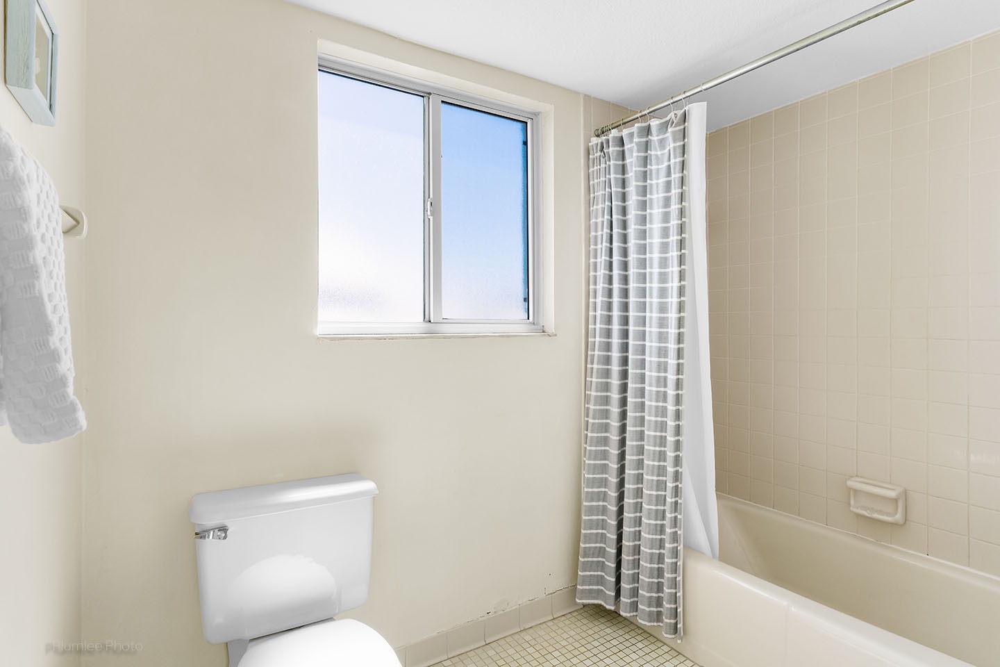 Lots of light in the master bath.