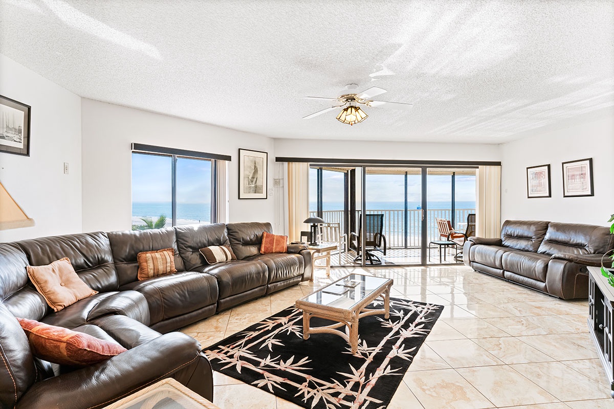Beach Palms 305